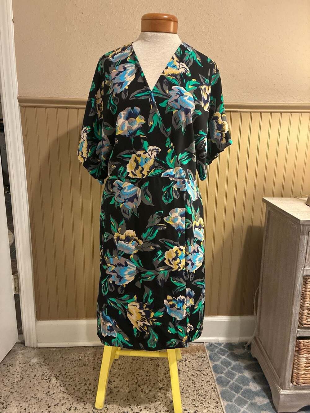 Diane von Furstenberg Floral Print Wrap Dress Plus Size 14